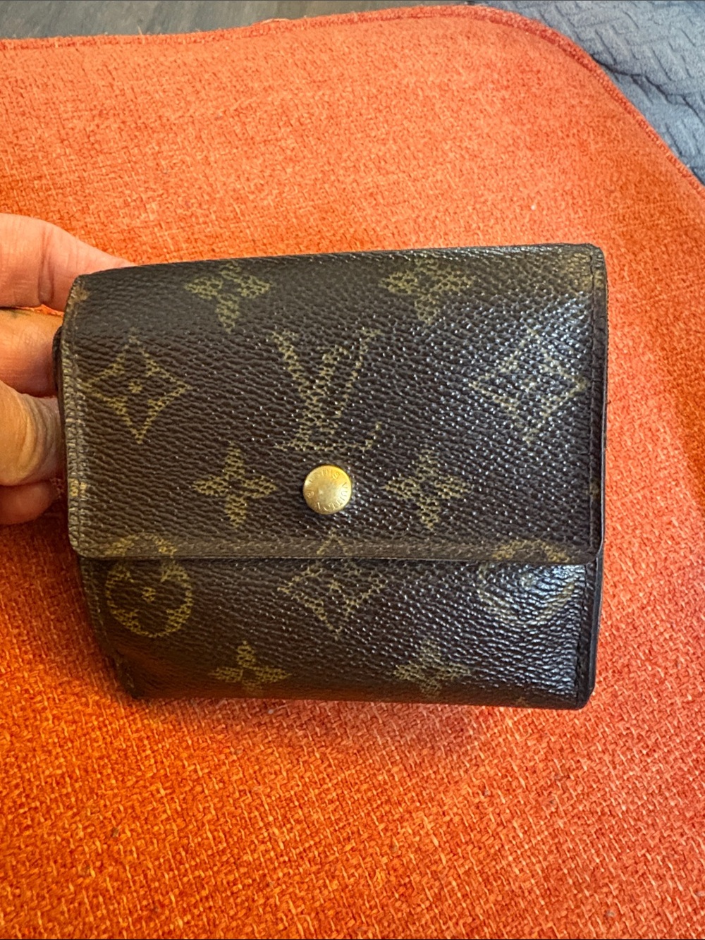 Louis vuitton compact monogram double snap wallet no peeling !